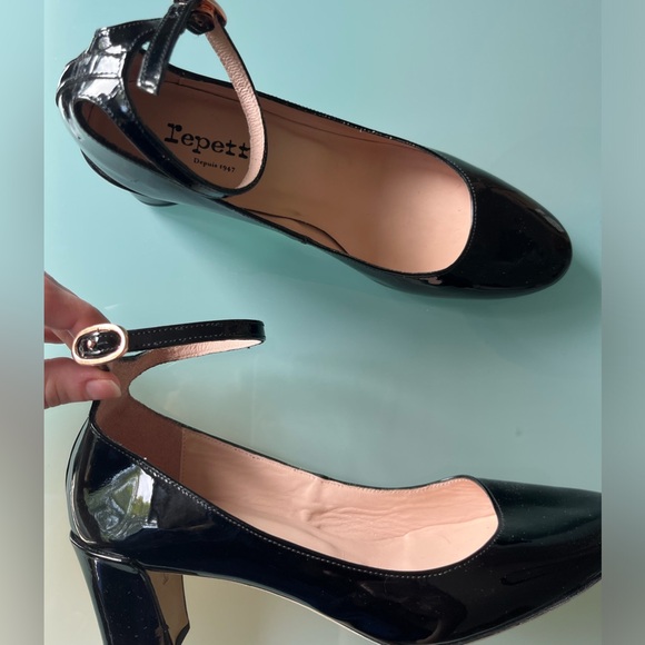 Repetto Patent Leather Block Heels - Picture 3 of 3